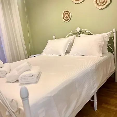 Queen Calliope Garden Apartment Kavala